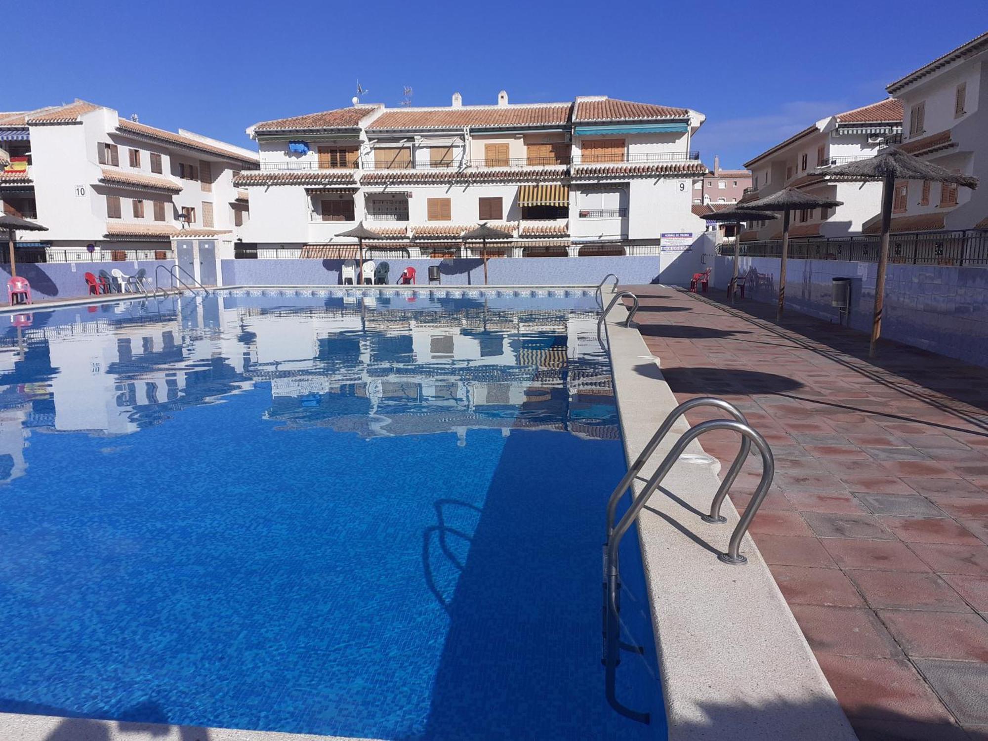 Apartamento Santa Pola, En Playa Del Tamarit Con Piscina. Exterior photo
